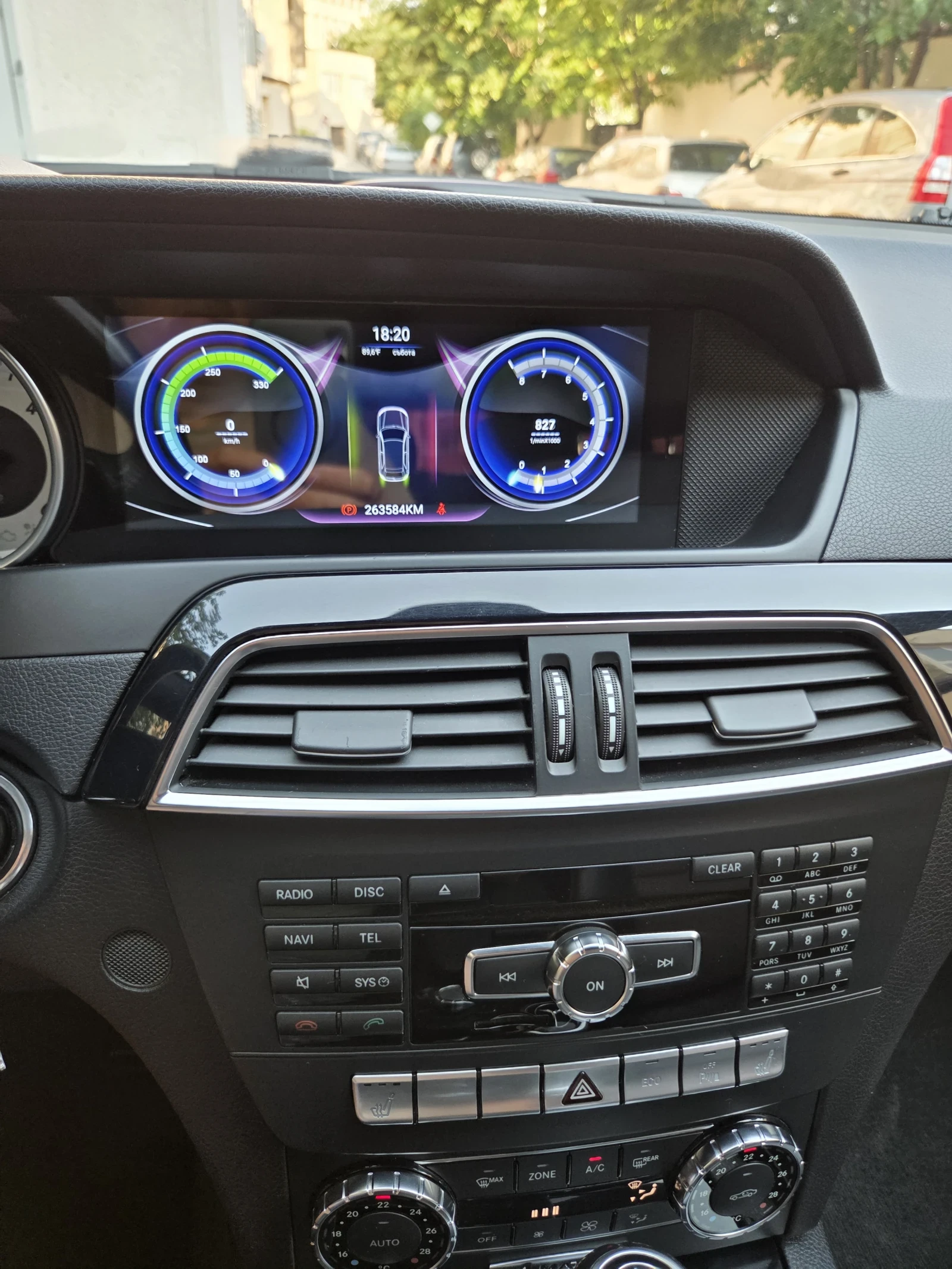 Mercedes-Benz C 250 4 Matik, снимка 14 - Автомобили и джипове - 55603282