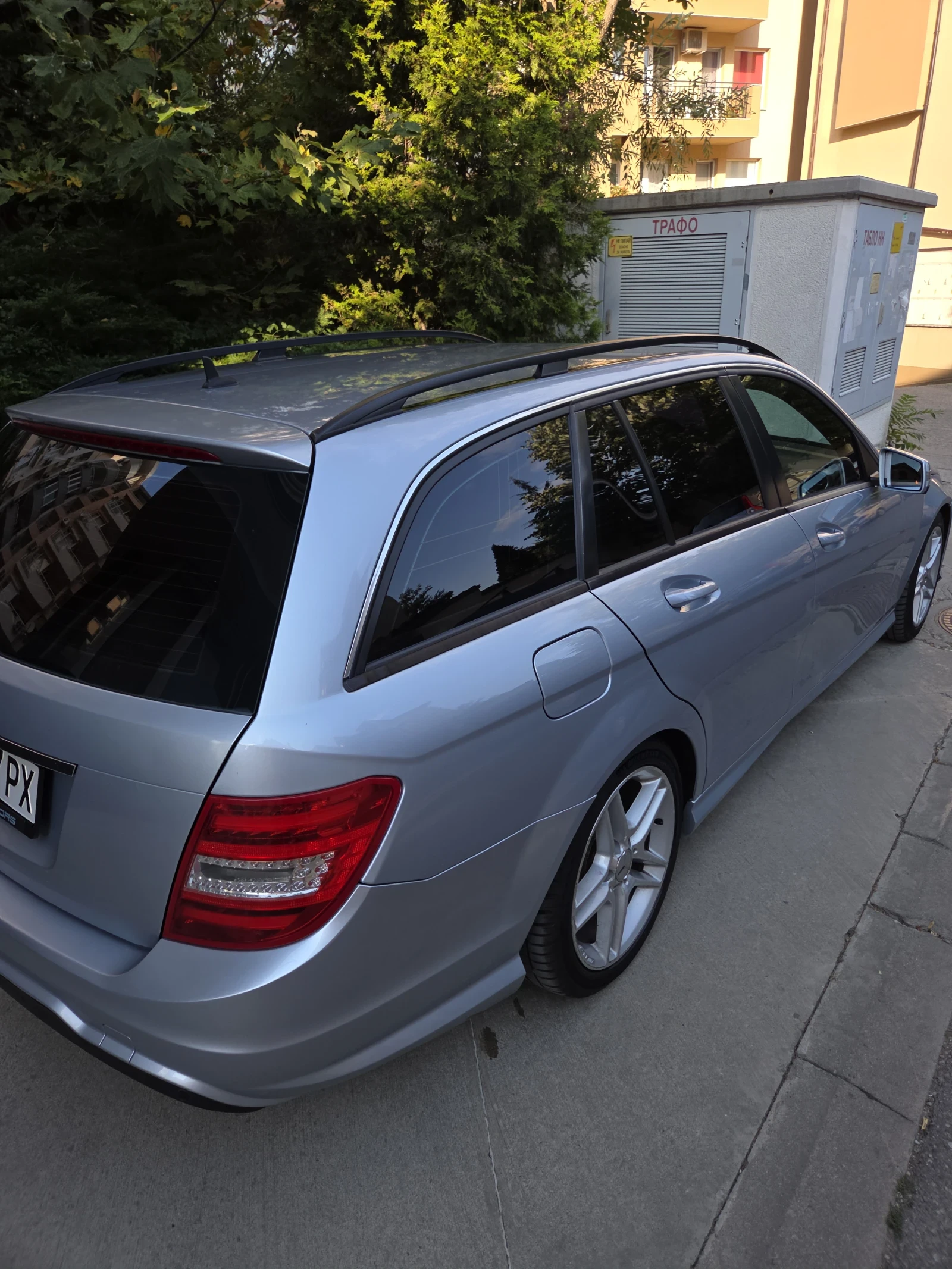 Mercedes-Benz C 250 4 Matik, снимка 4 - Автомобили и джипове - 55603282