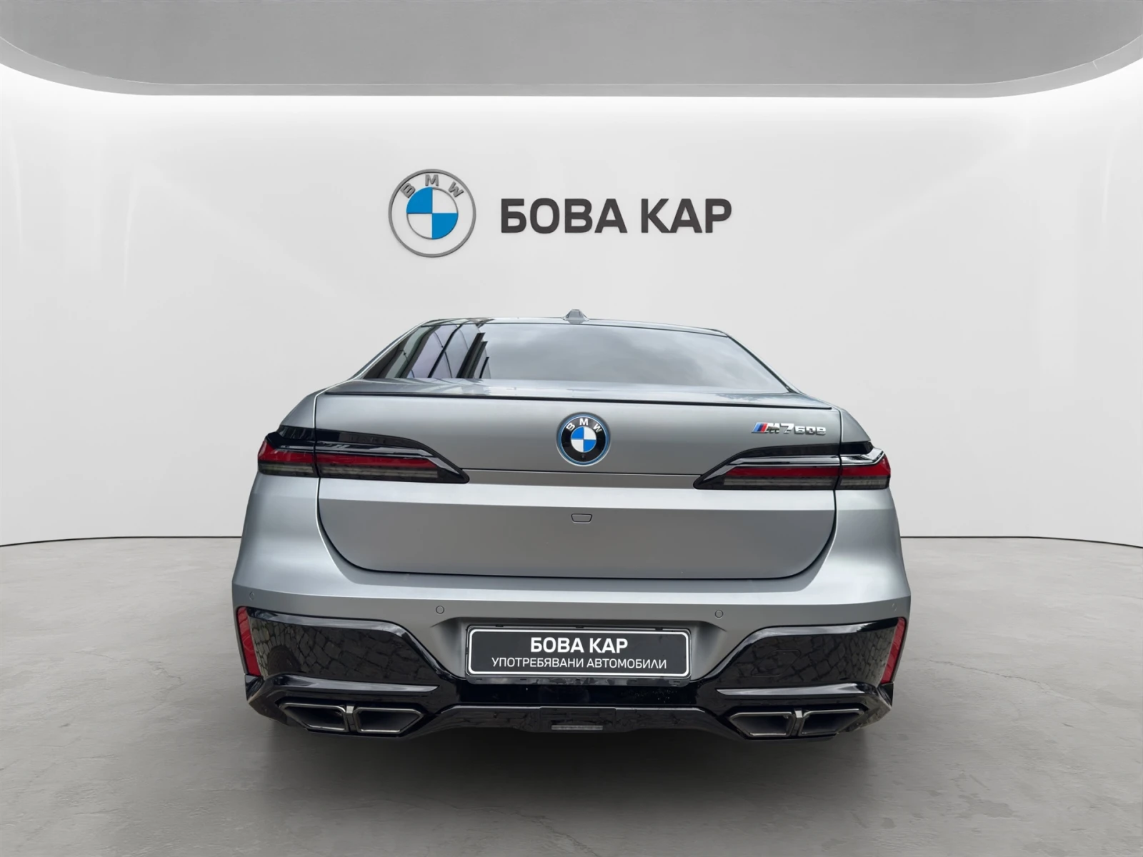 BMW 760 xDrive, снимка 9 - Автомобили и джипове - 55816841