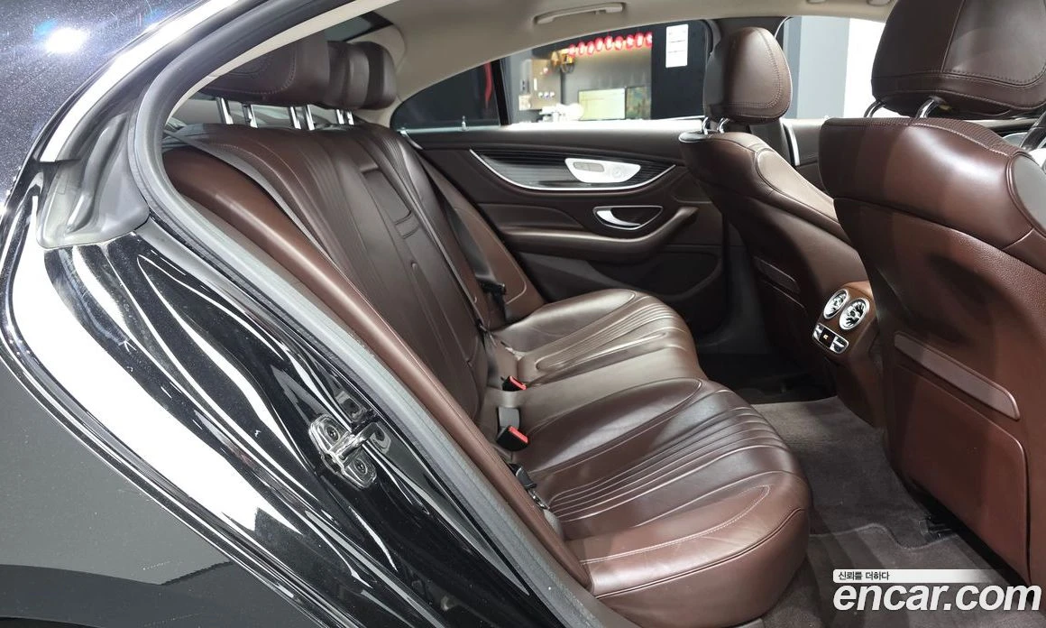 Mercedes-Benz CLS CLS450 4MATIC AMG Line, снимка 12 - Автомобили и джипове - 56116947