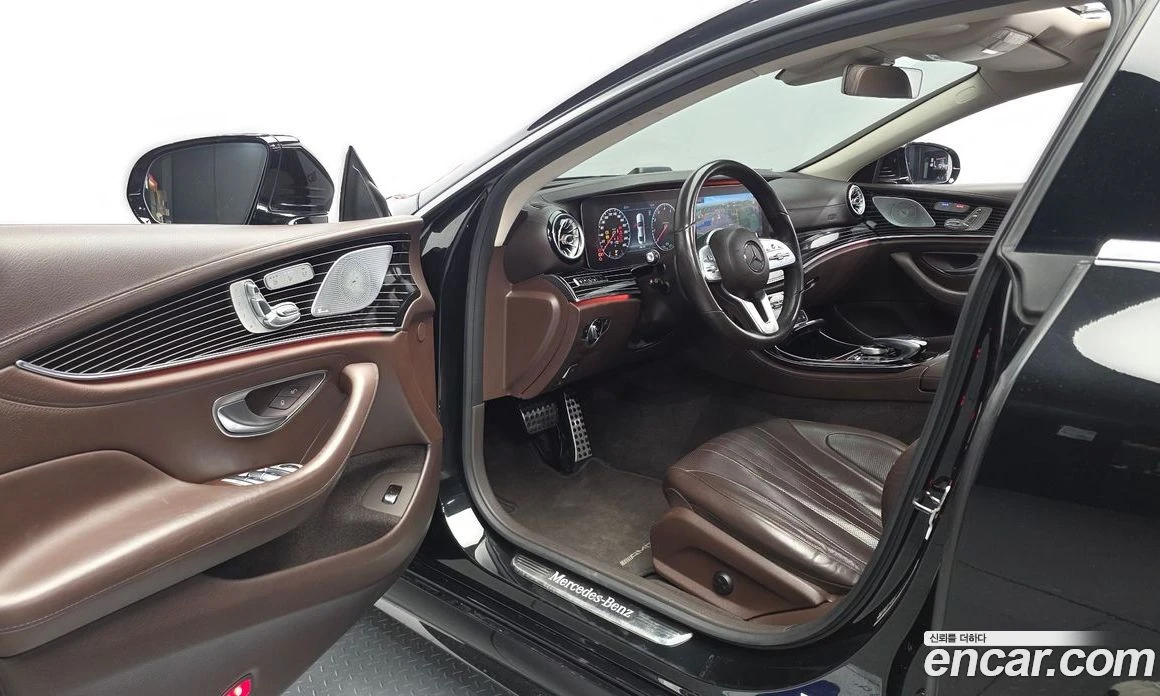Mercedes-Benz CLS CLS450 4MATIC AMG Line, снимка 10 - Автомобили и джипове - 56116947