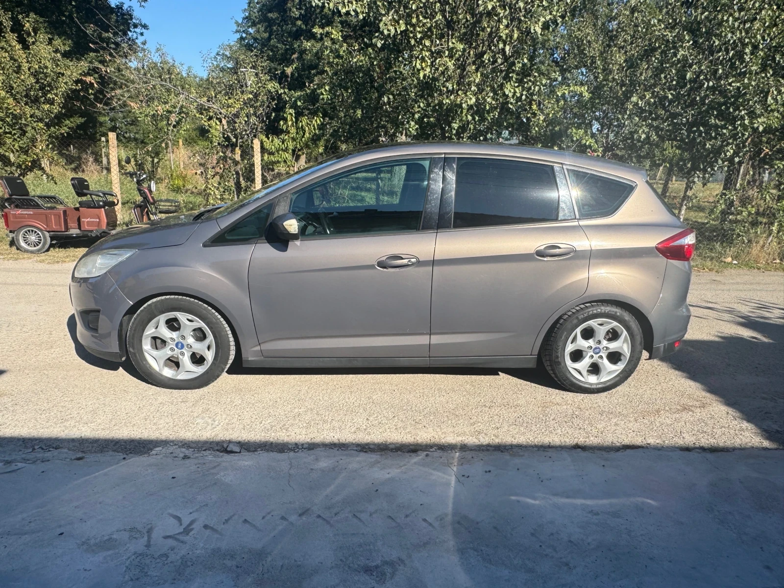 Ford C-max 1.6, снимка 2 - Автомобили и джипове - 56350221