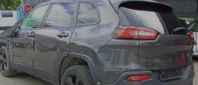 Jeep Cherokee 2.2D AVTOMATIK, снимка 4