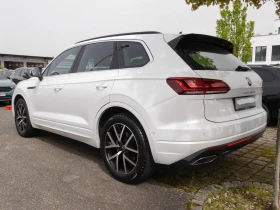 VW Touareg R-Line 4M TDI Tiptr. VirtualCockpit AHK, снимка 2