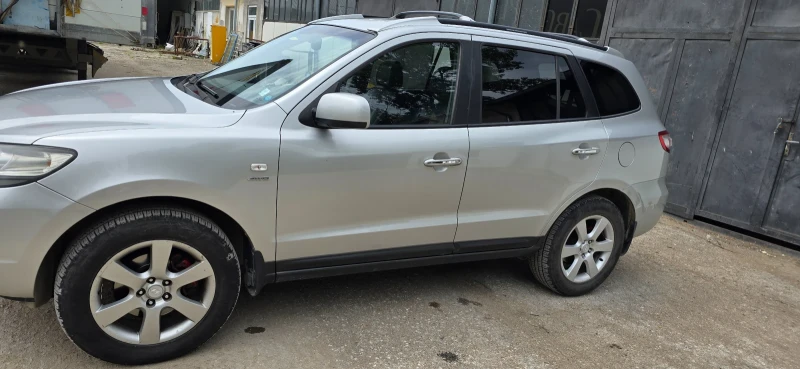 Hyundai Santa fe, снимка 7 - Автомобили и джипове - 48729717