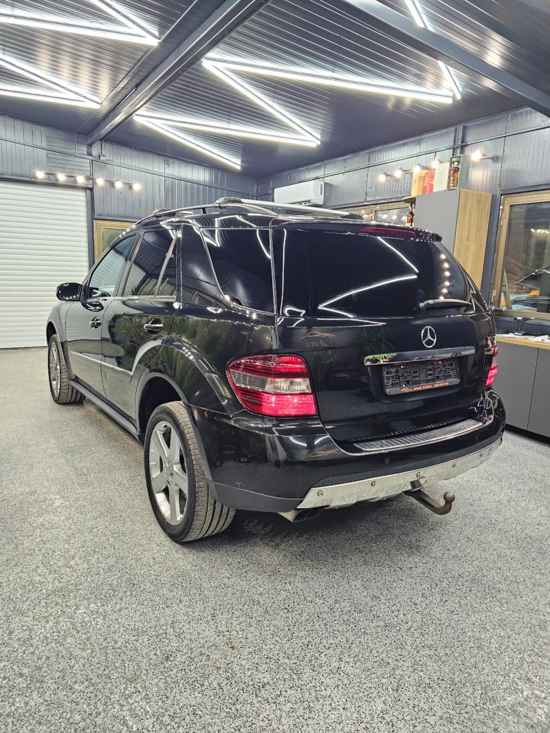 Mercedes-Benz ML 320 AMG GRAND EDITION, снимка 8 - Автомобили и джипове - 49123083