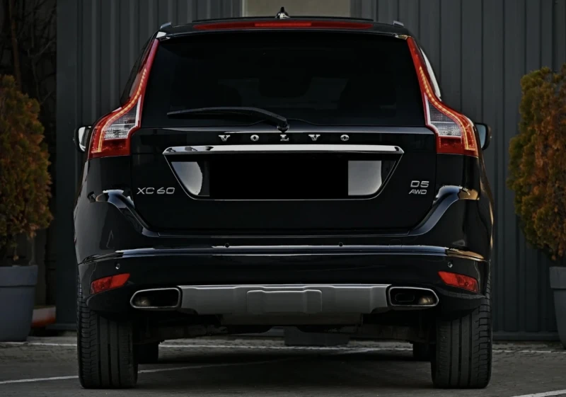 Volvo XC60 D5 AWD Geartronic 215 PS, снимка 4 - Автомобили и джипове - 49677800