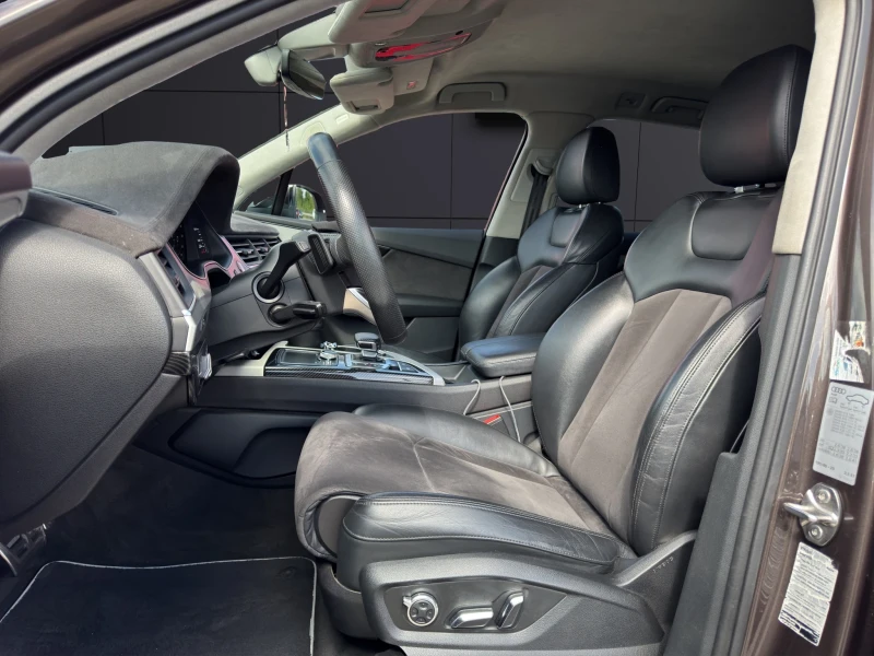 Audi Q7 7 МЕСТЕН* DISTR* MATRIX* MEMORY* BOSE* CARBON* , снимка 8 - Автомобили и джипове - 50274922