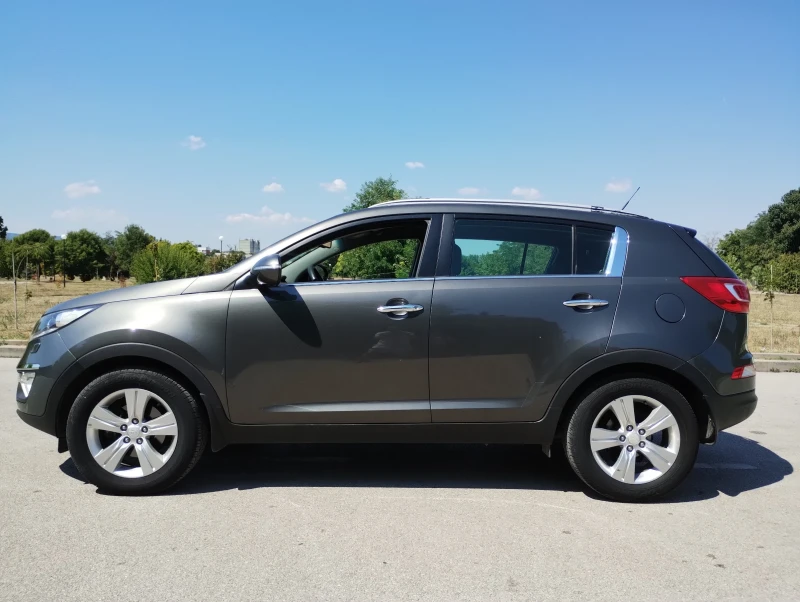 Kia Sportage 1.6 GDI с верига , снимка 2 - Автомобили и джипове - 51841802