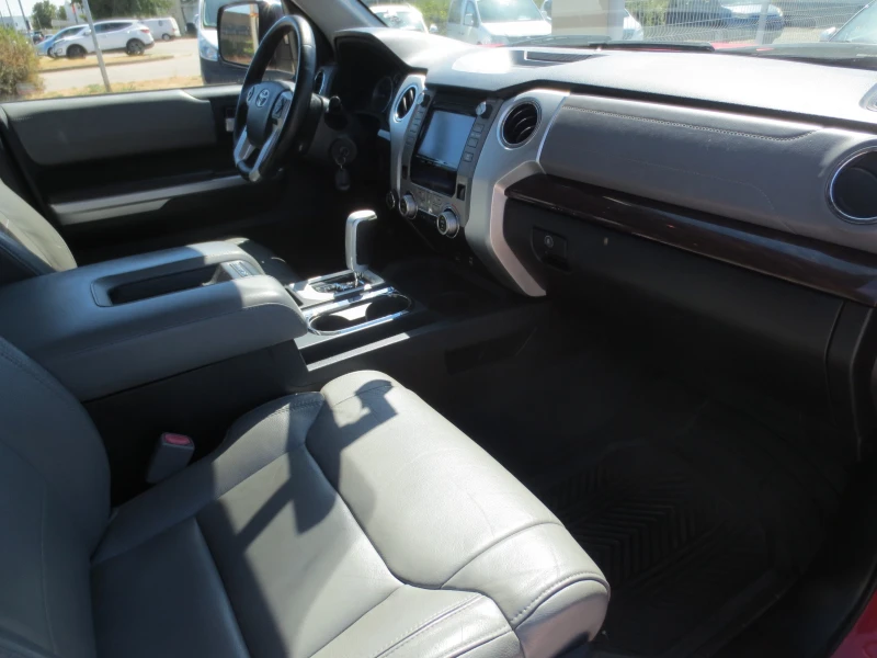 Toyota Tundra 5.7I LPG, снимка 12 - Автомобили и джипове - 51513663