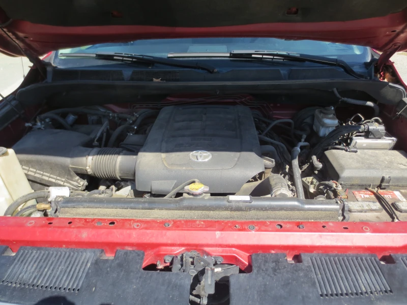 Toyota Tundra 5.7I LPG, снимка 15 - Автомобили и джипове - 51513663