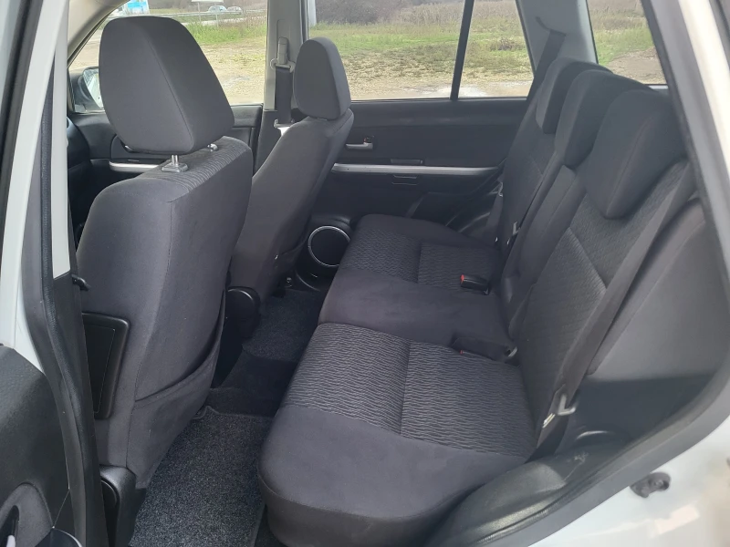 Suzuki Grand vitara 1.9DDiS Facelift, снимка 10 - Автомобили и джипове - 52624057