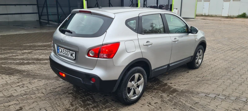 Nissan Qashqai 4х4 2.0 Бенз/Газ, снимка 5 - Автомобили и джипове - 52789025