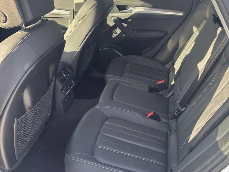 Audi Q5 CARFAX* АВТОФИНАНСИРАНЕ* БЕЗ ПЪРВОНАЧАЛНА ВНОСКА* , снимка 12 - Автомобили и джипове - 52796712