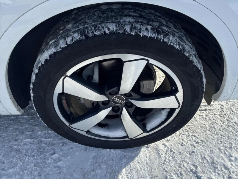 Audi Q5 CARFAX* АВТОФИНАНСИРАНЕ* БЕЗ ПЪРВОНАЧАЛНА ВНОСКА* , снимка 7 - Автомобили и джипове - 52796712