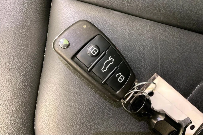 Audi Q3 45 TFSI * Komfort * АвтоКредит * (ЦЕНА ДО БГ), снимка 14 - Автомобили и джипове - 53251925