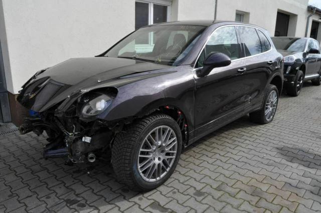 Porsche Cayenne 3бр НА ЧАСТИ, снимка 1 - Автомобили и джипове - 25662928