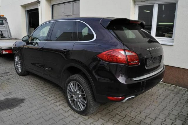 Porsche Cayenne 3бр НА ЧАСТИ, снимка 3 - Автомобили и джипове - 25662928