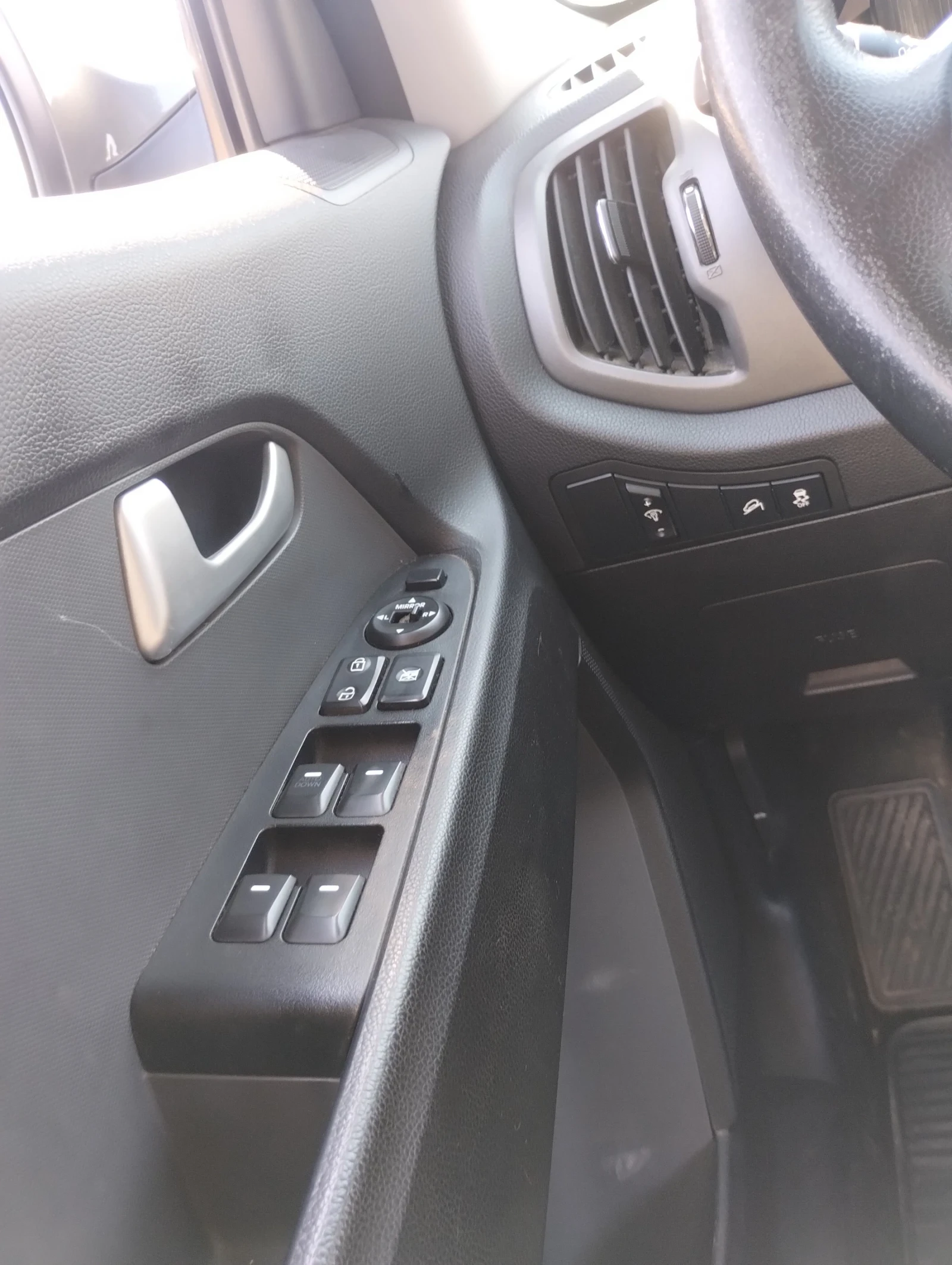Kia Sportage 1.6 GDI с верига  - изображение 9