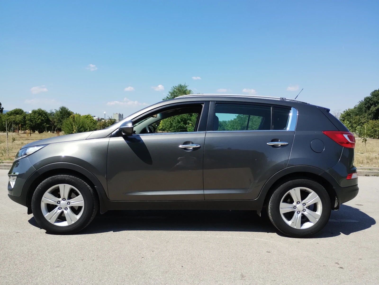 Kia Sportage 1.6 GDI с верига  - изображение 2