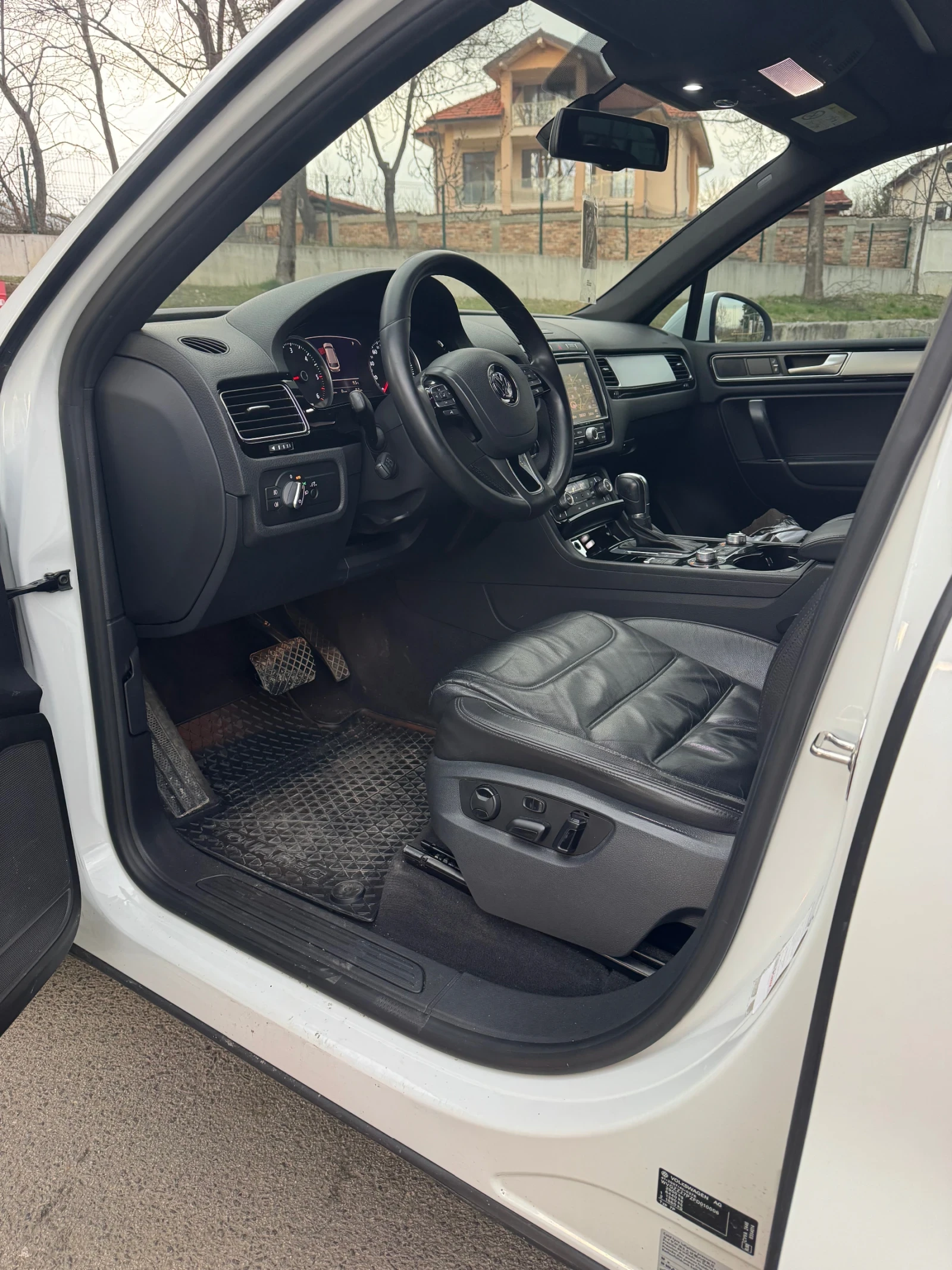 VW Touareg R-Line / Offroad Plus, снимка 6 - Автомобили и джипове - 53967330