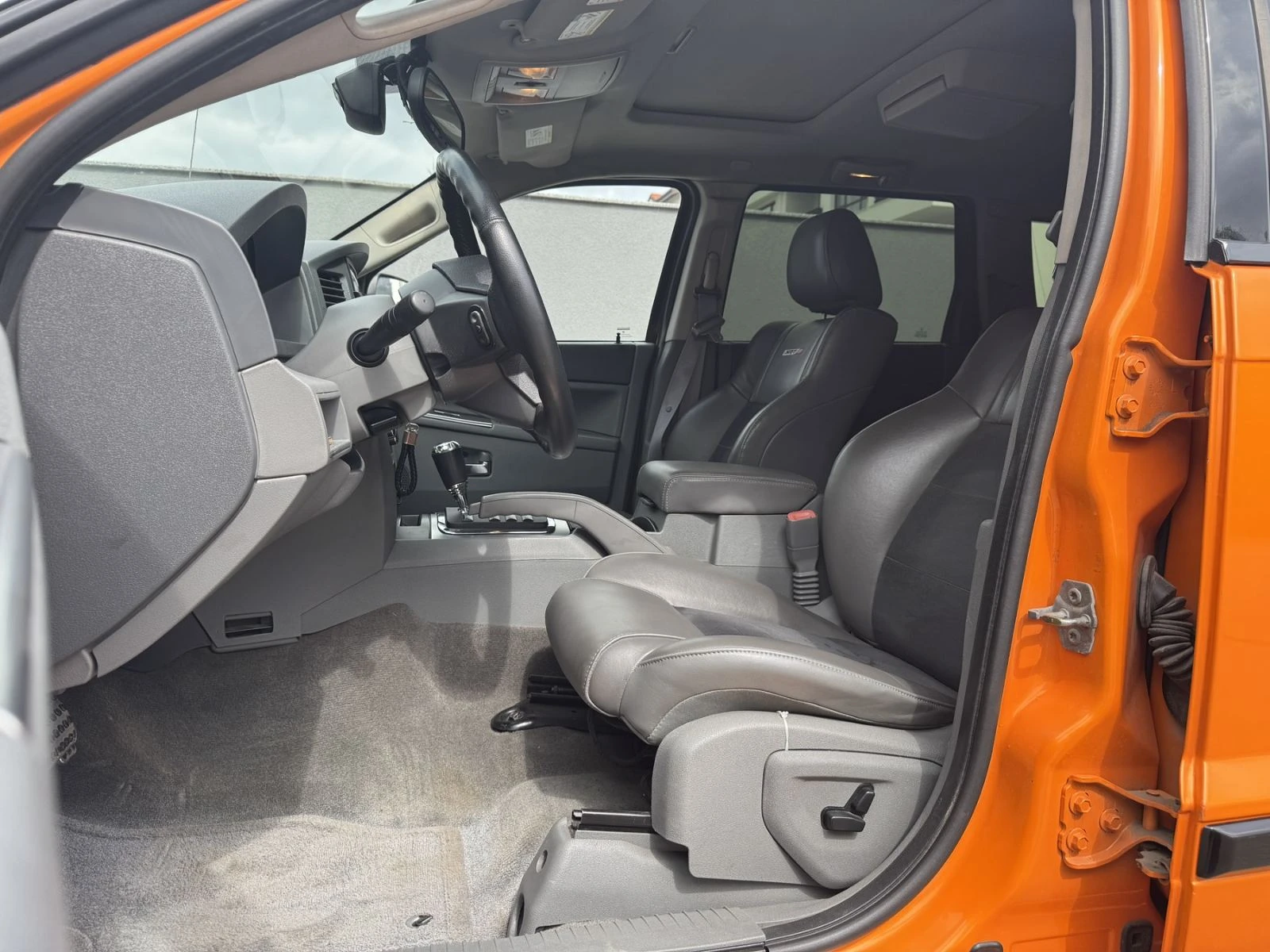 Jeep Grand cherokee SRT 8 6.1L V8, снимка 10 - Автомобили и джипове - 53984101