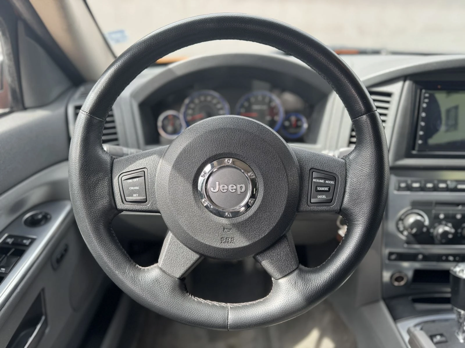 Jeep Grand cherokee SRT 8 6.1L V8, снимка 12 - Автомобили и джипове - 53984101