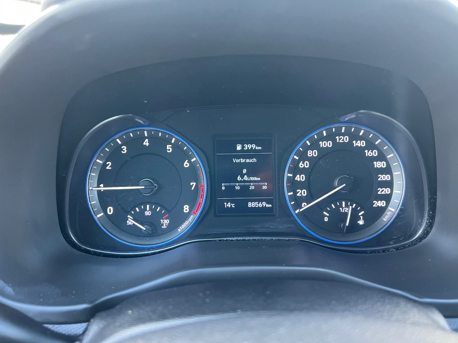 Hyundai Kona, снимка 13 - Автомобили и джипове - 54020528