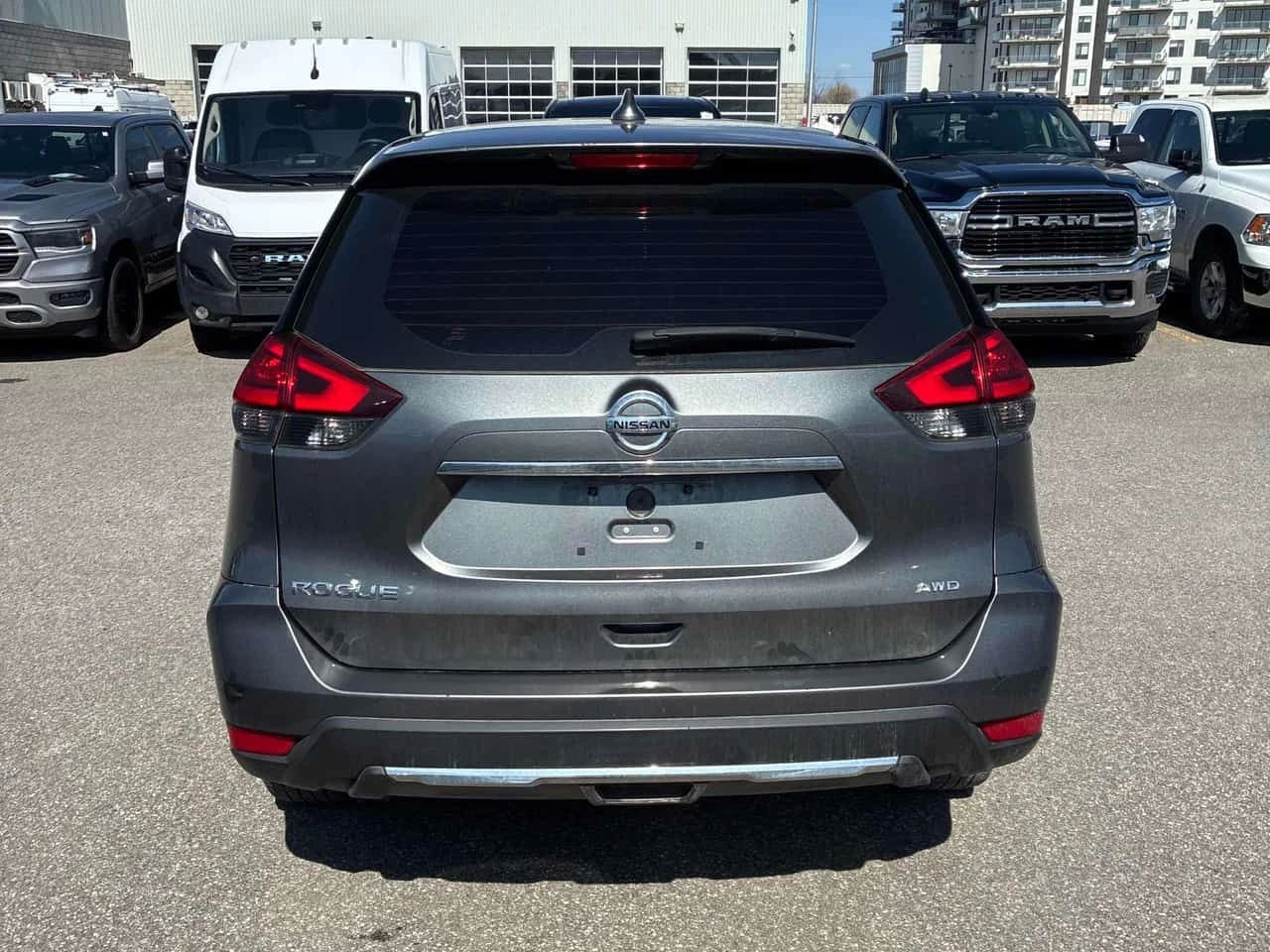 Nissan Rogue * AWD 4dr * CARFAX * ЦЕНА ДО БГ, снимка 5 - Автомобили и джипове - 54304111