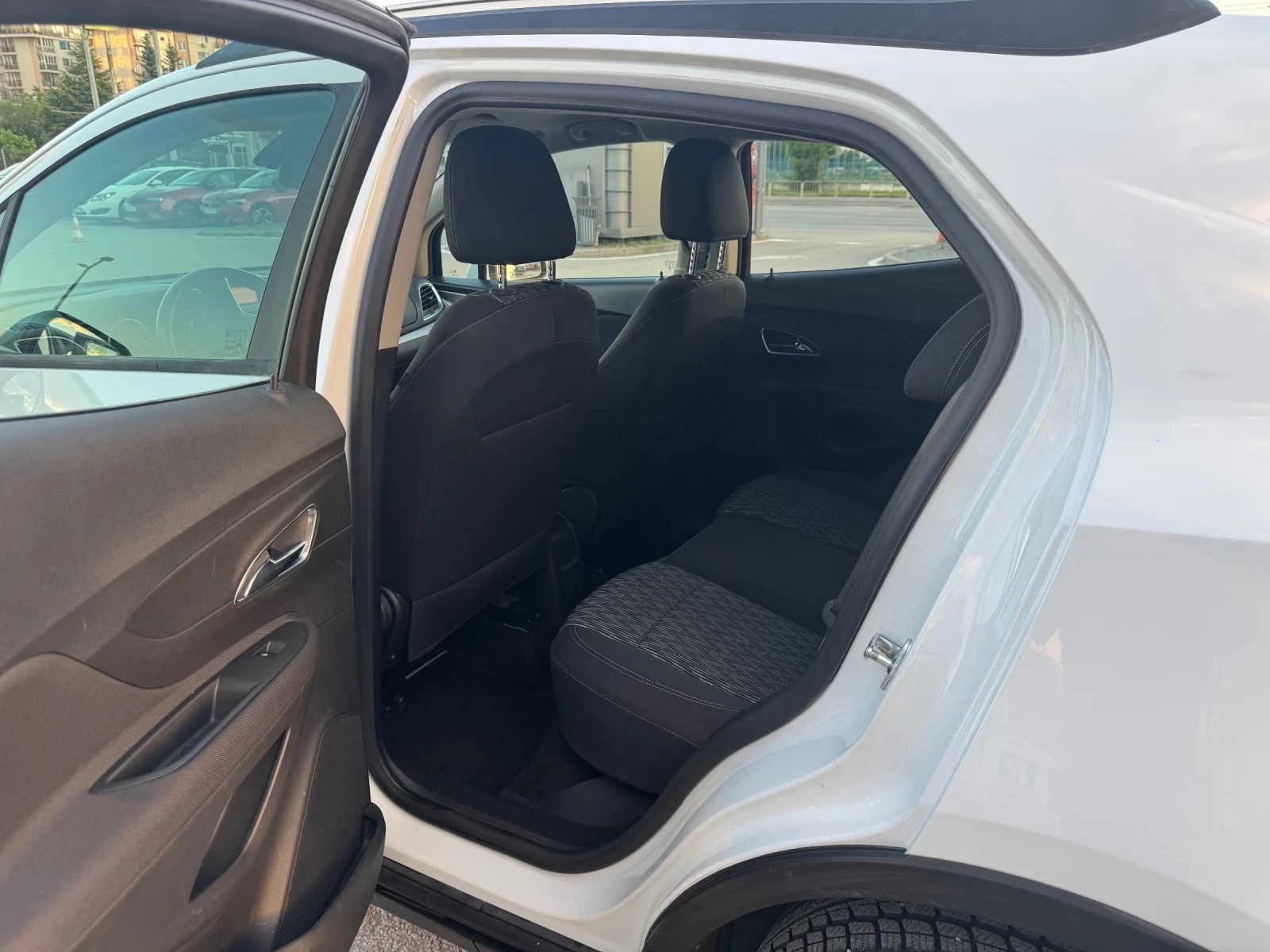 Opel Mokka 1, 4 Turbo LPG фабрична газ, снимка 7 - Автомобили и джипове - 54705941