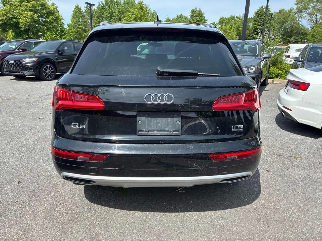 Audi Q5 * Komfort * ГЛАВНО ПРЕДСТАВИТЕЛСТВО* , снимка 5 - Автомобили и джипове - 54759814