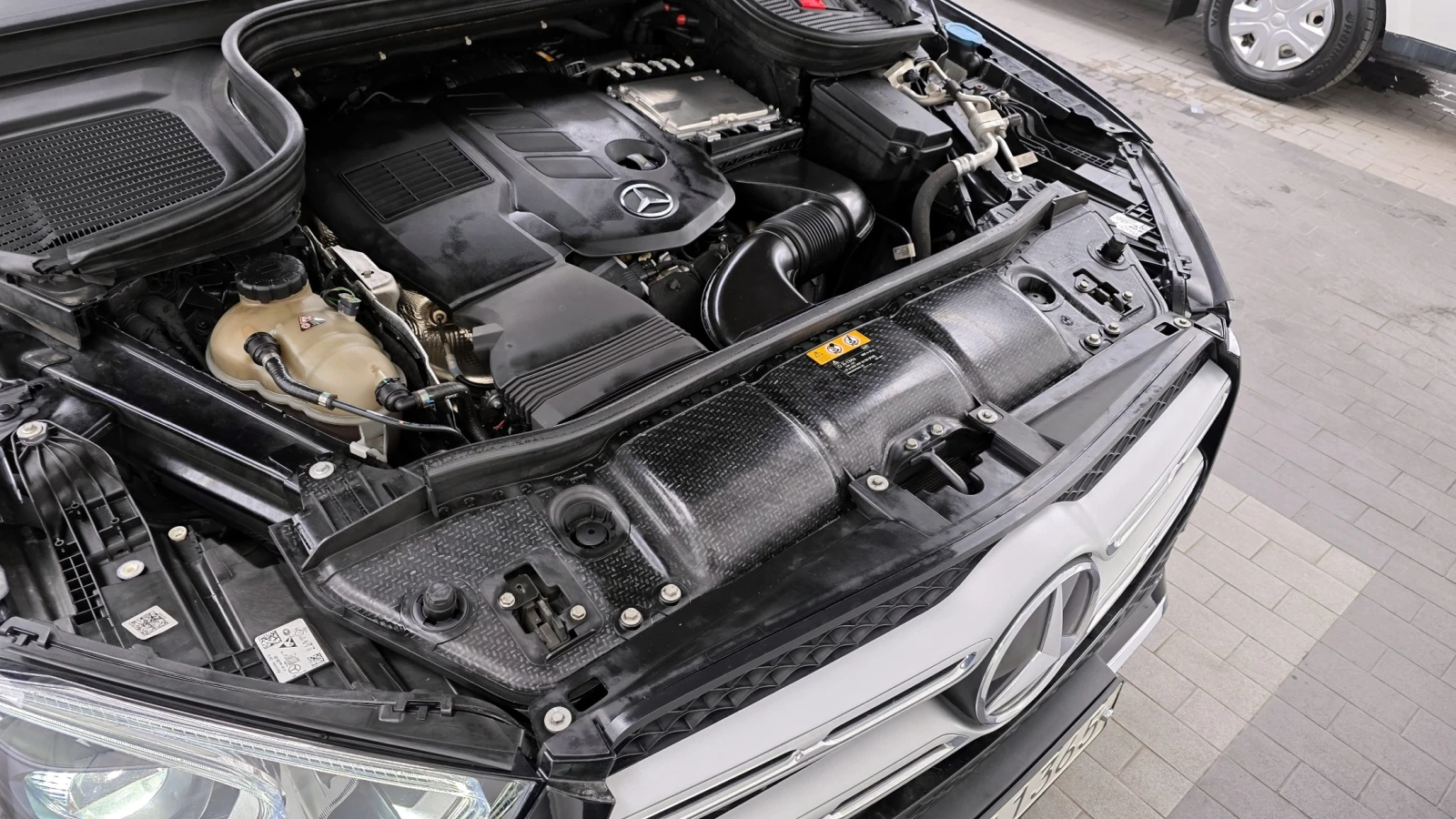 Mercedes-Benz GLE 300 GLE 300d 4MATIC, снимка 16 - Автомобили и джипове - 55465693