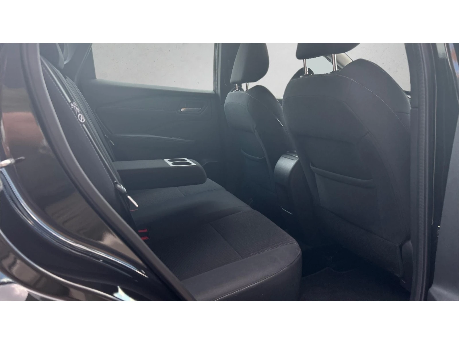 Nissan Qashqai ACENTA 1.3 DIG-T  M/T, Месечна вноска от 222  , снимка 12 - Автомобили и джипове - 56012504