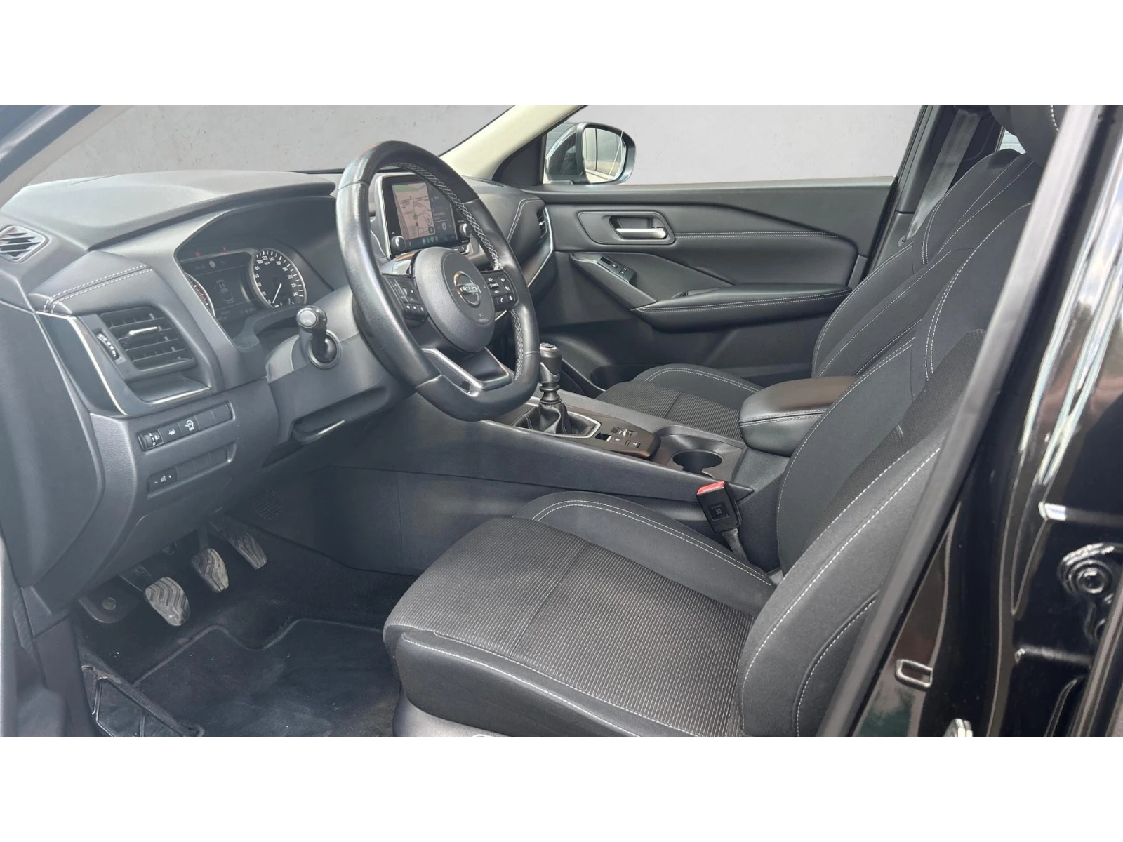 Nissan Qashqai ACENTA 1.3 DIG-T  M/T, Месечна вноска от 222  , снимка 9 - Автомобили и джипове - 56012504