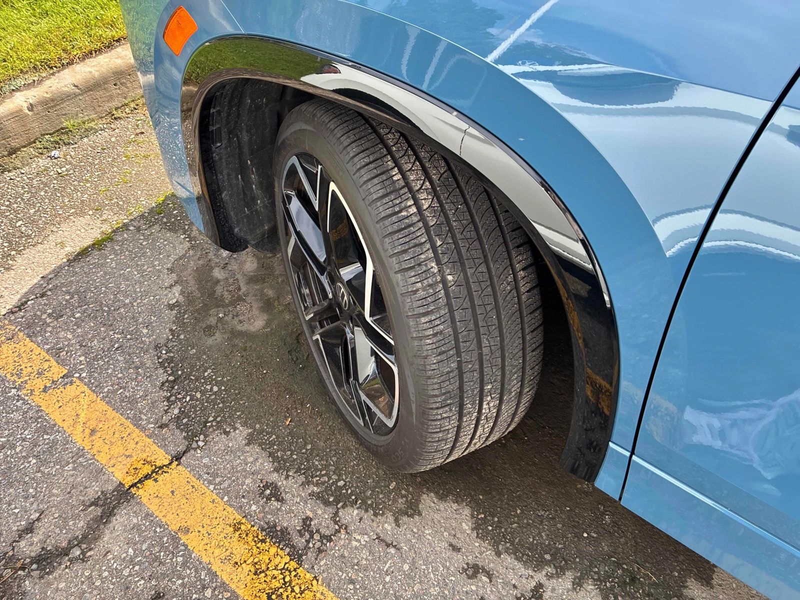 VW Tiguan * Highline Turbo R Line * CARFAX  БЕЗ ПЪРВОНАЧАЛНА, снимка 7 - Автомобили и джипове - 56056711