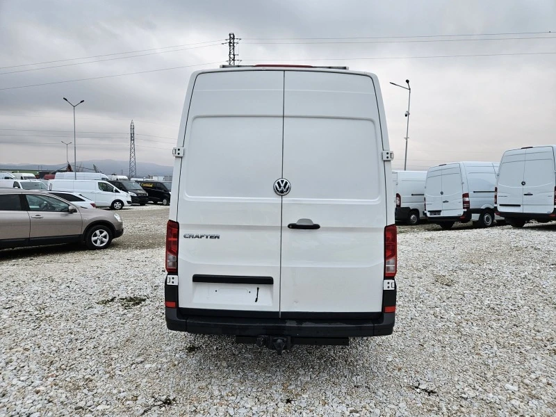 VW Crafter, снимка 4 - Бусове и автобуси - 44673555