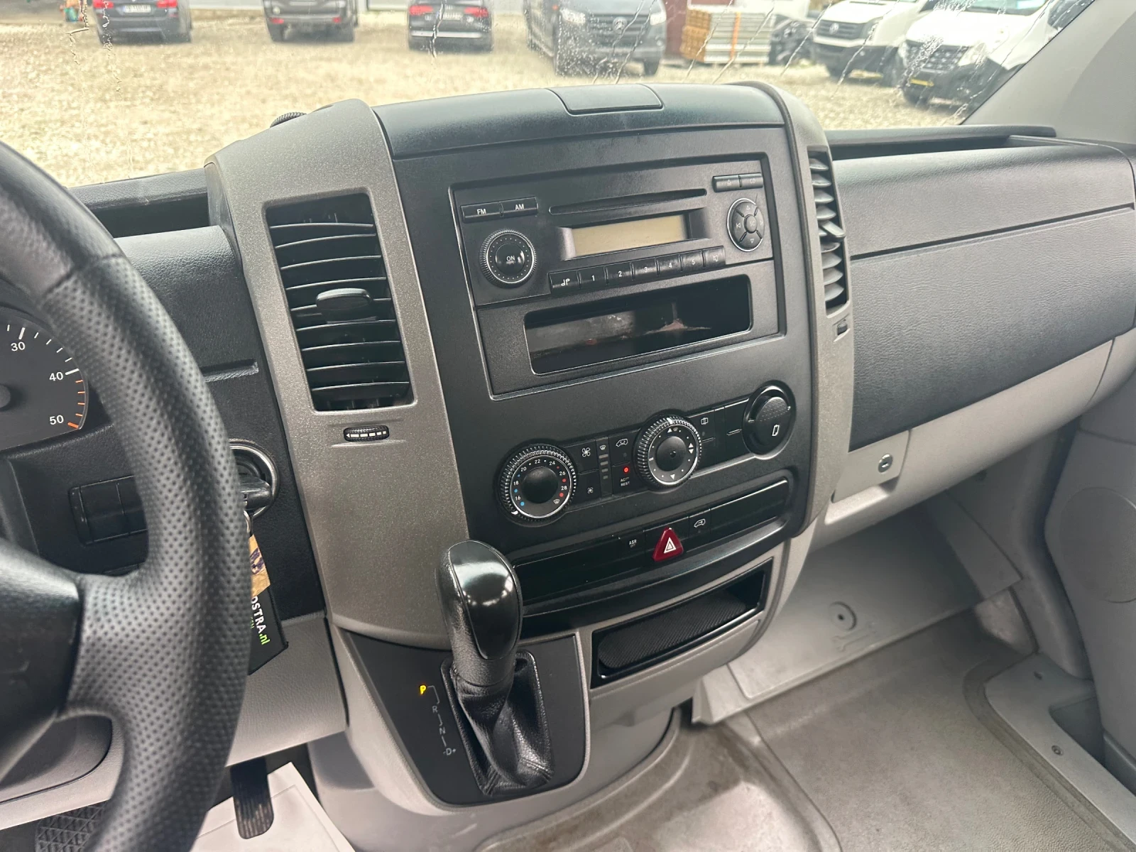 Mercedes-Benz Sprinter Двойна кабина!Клима!6+ 1Места!ОМ646 - изображение 5