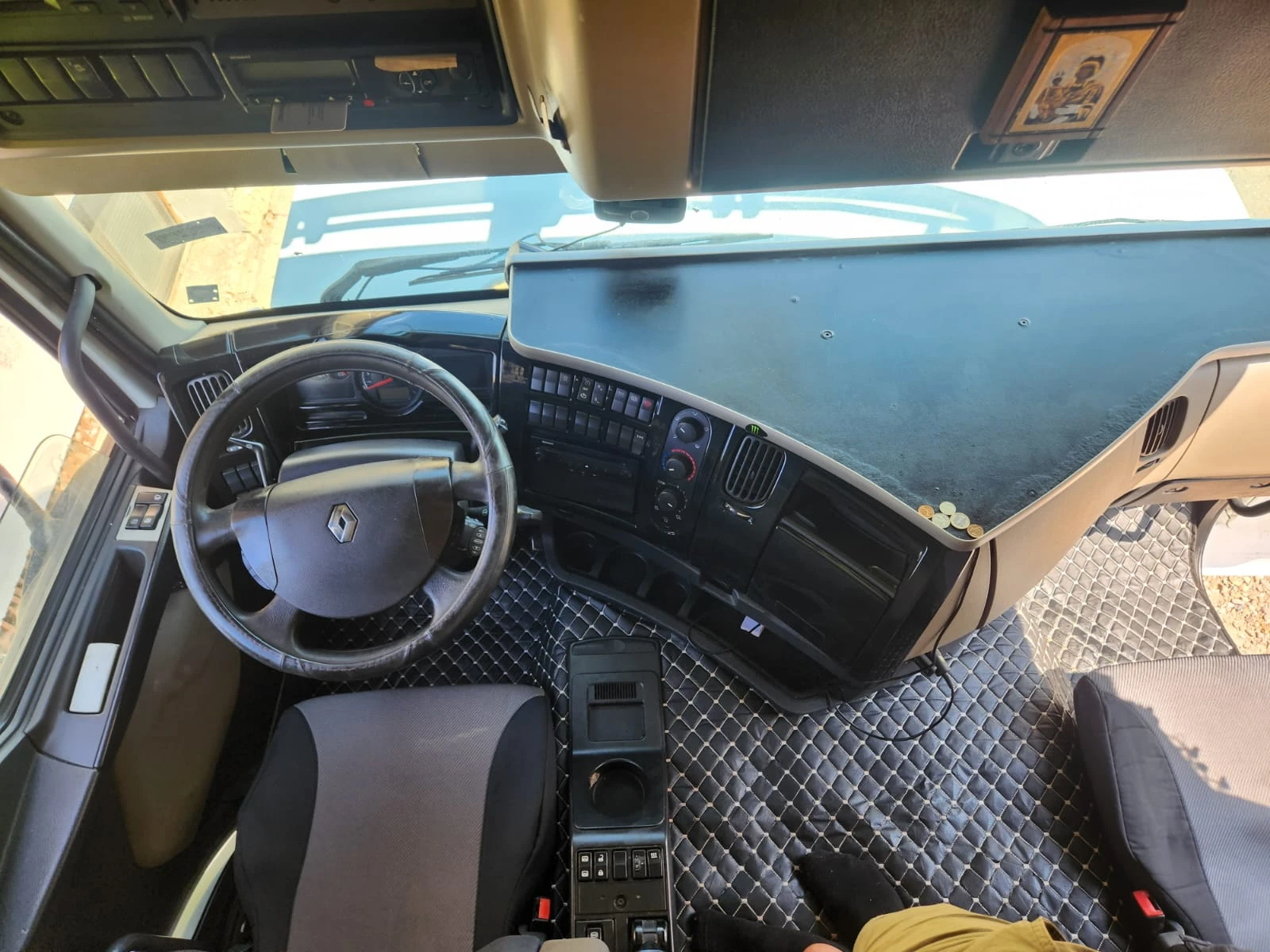 Renault Premium 460 - изображение 9