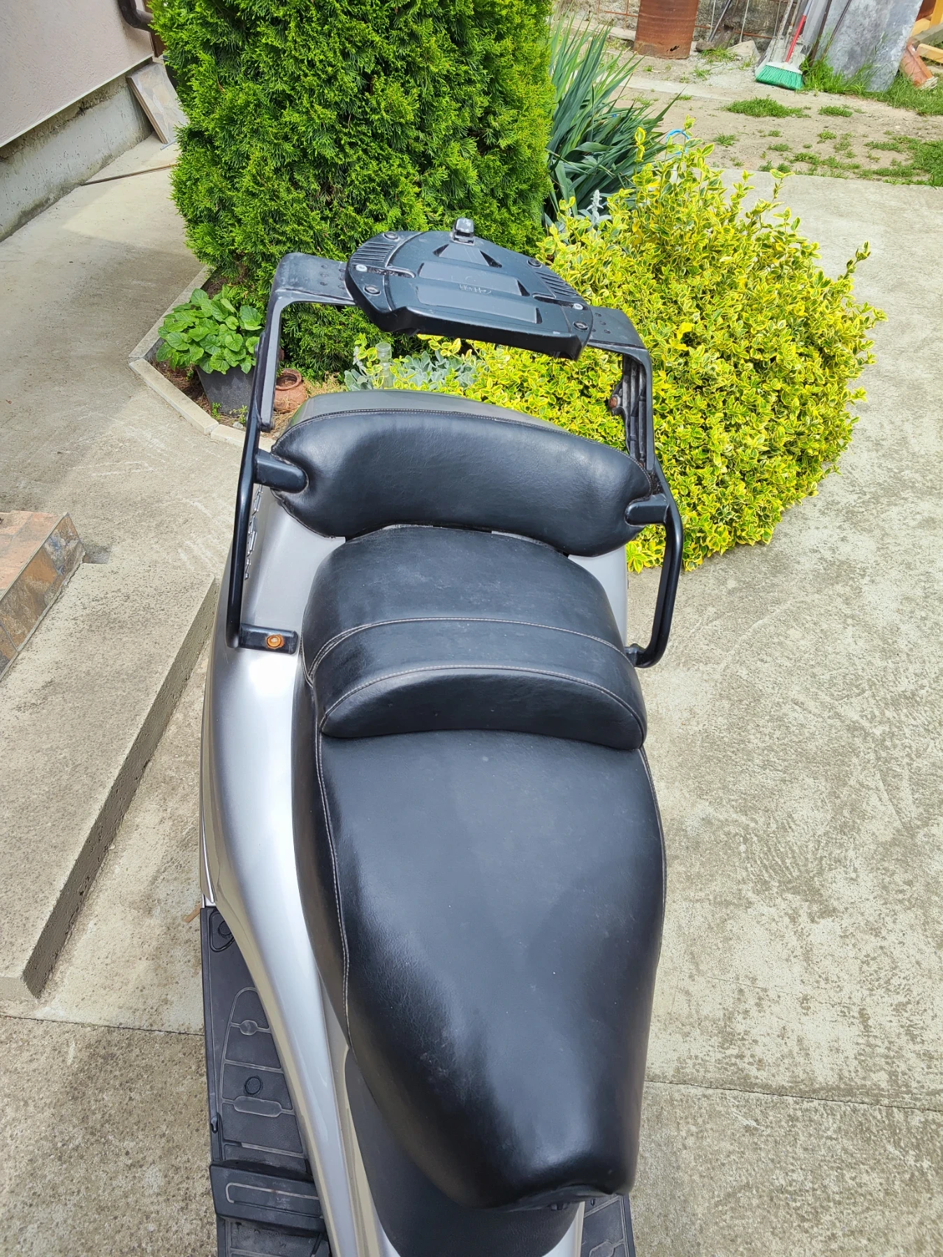 Piaggio Hexagon GTX125 - изображение 7