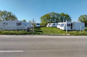 Каравана Fleetwood Garland , снимка 16 - Каравани и кемпери - 53628521