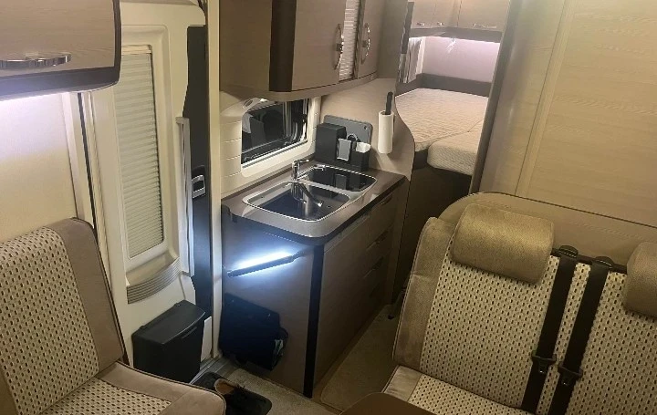 Кемпер Fiat Ducato, снимка 9 - Каравани и кемпери - 54889460