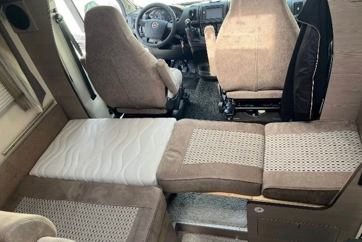 Кемпер Fiat Ducato, снимка 10 - Каравани и кемпери - 54889460