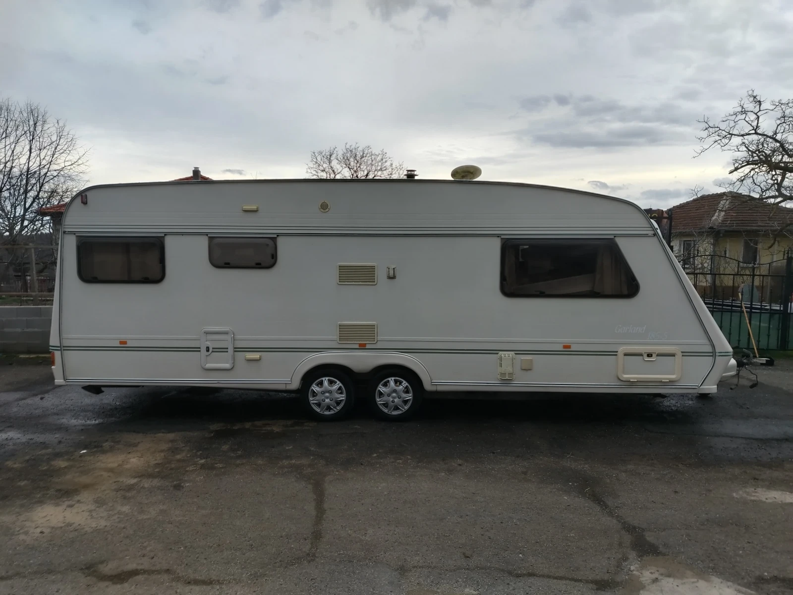 Каравана Fleetwood Garland 