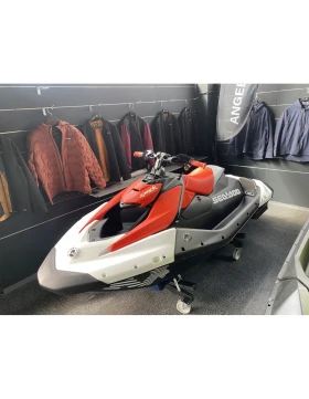 Обява за продажба на Джет Bombardier Sea Doo Sea-Doo Spark Trixx for 1 90 Dragon Red ~19 400 лв. - изображение 1