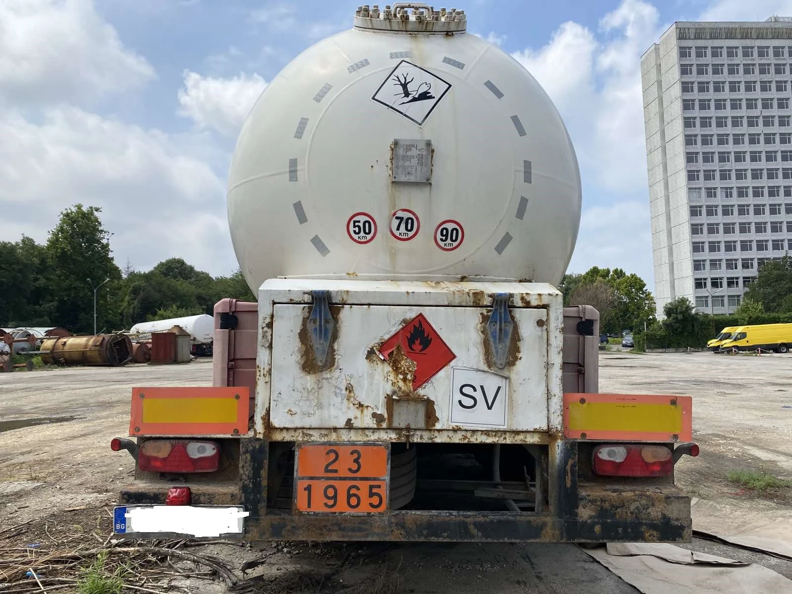   3648 | Mobile.bg   7