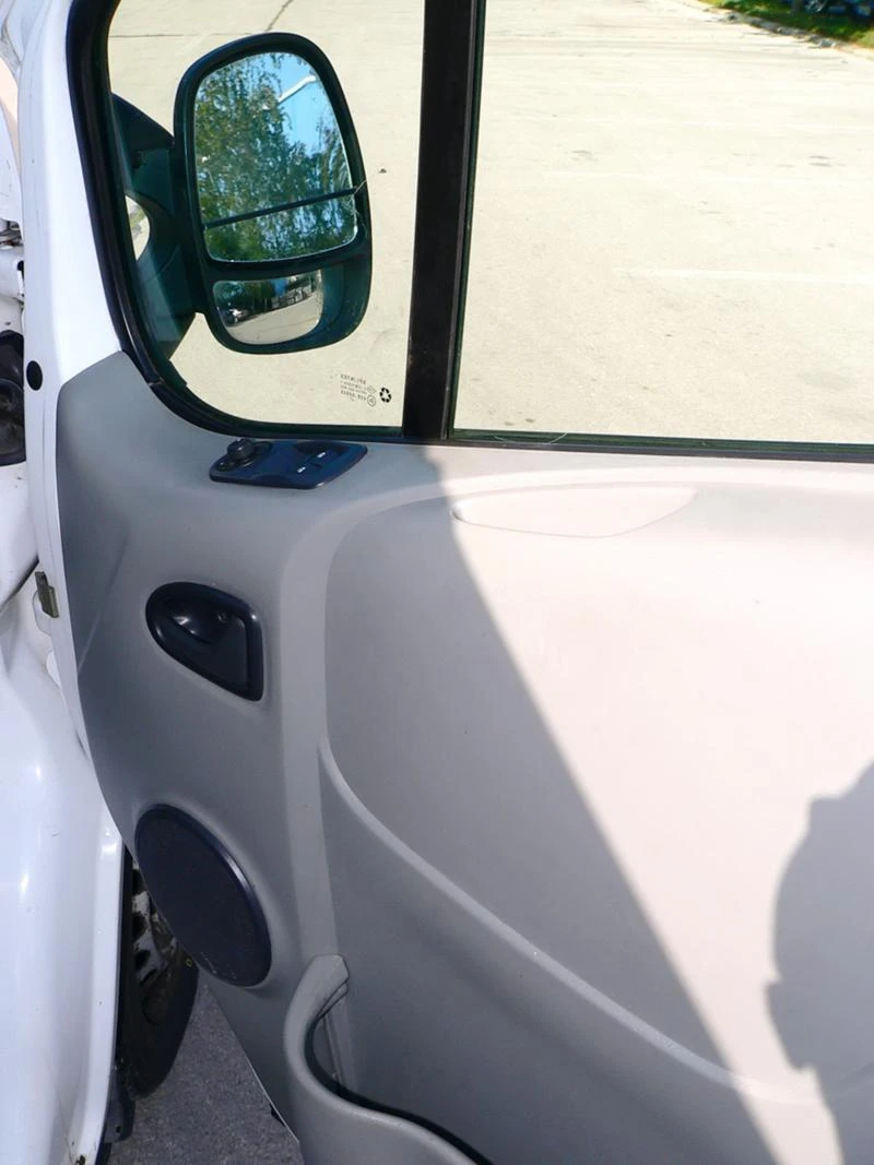 Двигател за Renault Trafic, снимка 16 - Части - 46033367