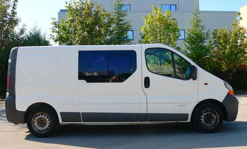 Двигател за Renault Trafic, снимка 4 - Части - 46033367