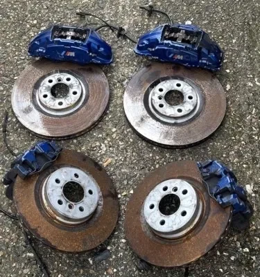 Спирачни апарати Брембо Brembo и спирачни дискове за БМВ F40 F44 BMW