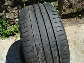 Гуми Летни 245/40R18, снимка 1