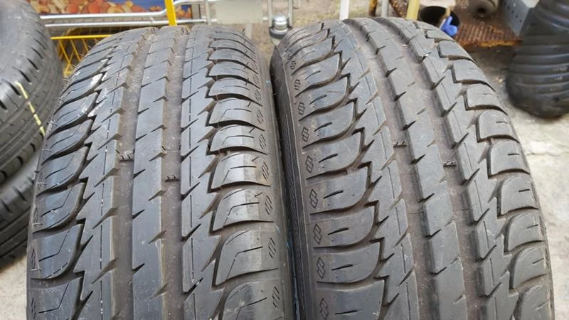 Гуми Летни 185/55R15, снимка 1 - Гуми и джанти - 27279152